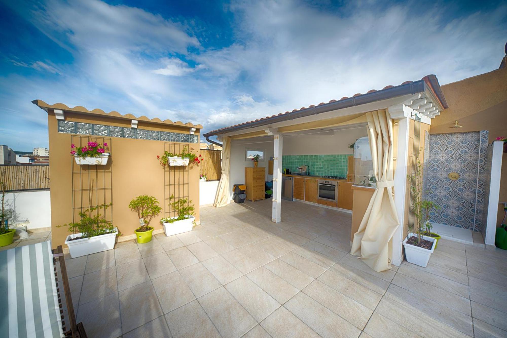 Terrace Rooms Olbia Center Ngoại thất bức ảnh